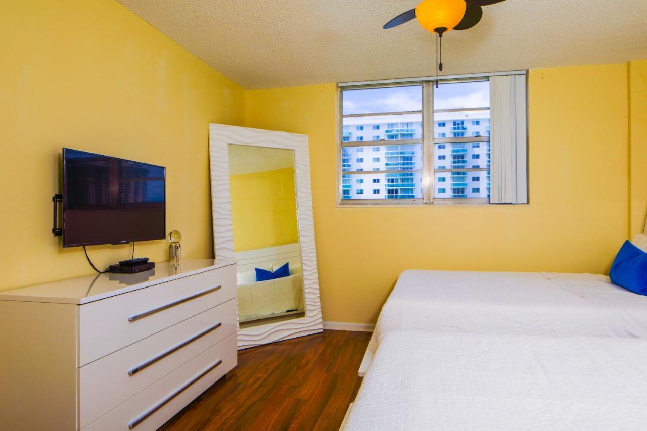 Sunny Isles Ocean Reserve Condo Apartments โกลเดนบีช ภายนอก รูปภาพ