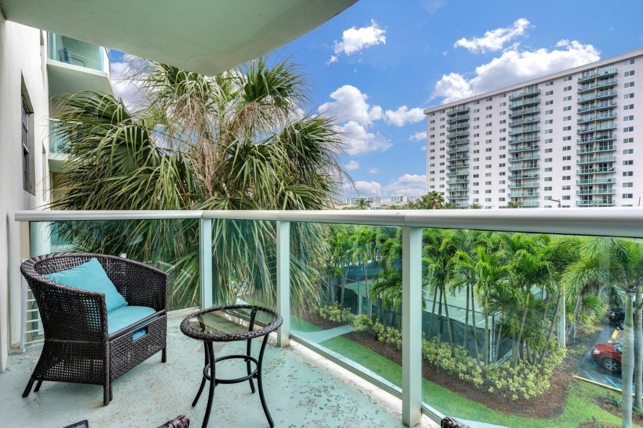 Sunny Isles Ocean Reserve Condo Apartments โกลเดนบีช ภายนอก รูปภาพ