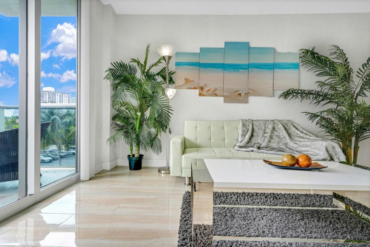 Sunny Isles Ocean Reserve Condo Apartments โกลเดนบีช ภายนอก รูปภาพ