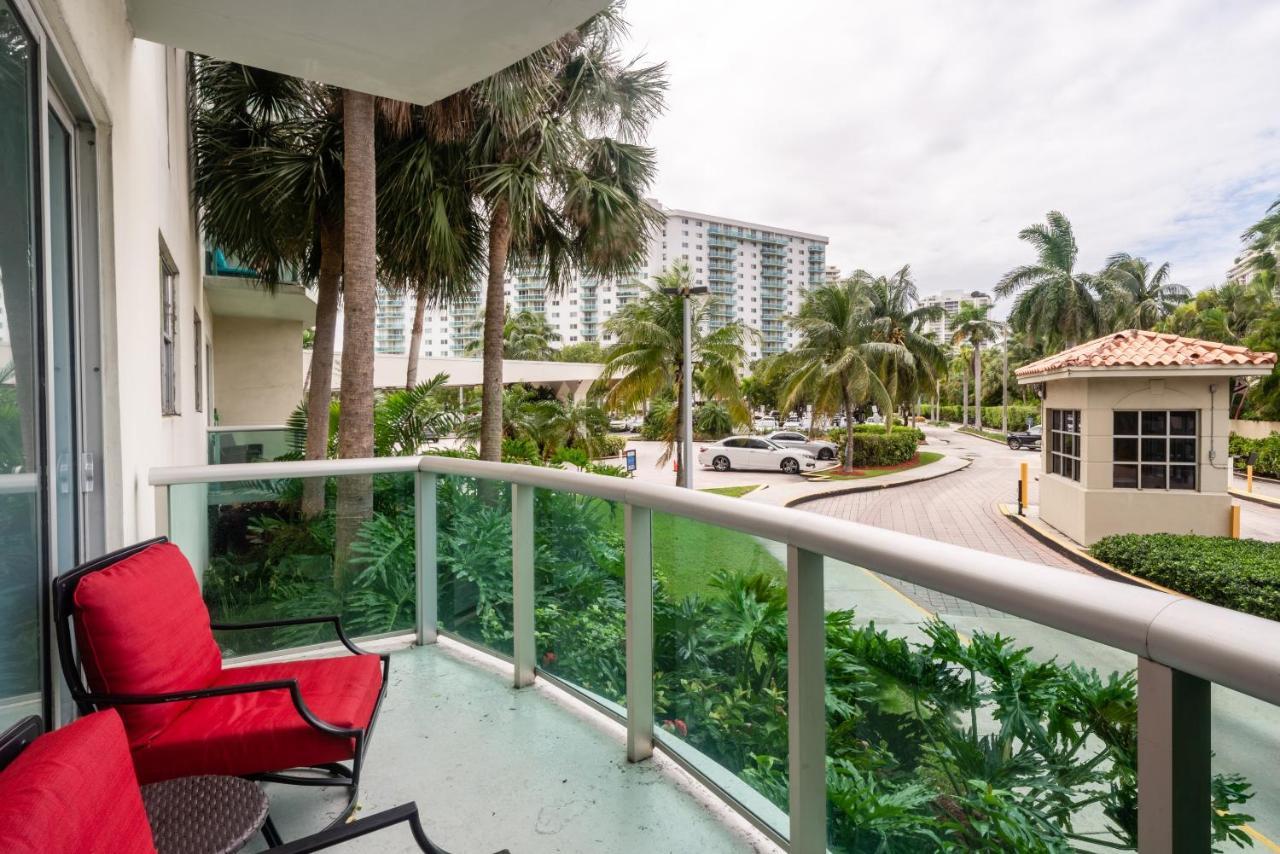 Sunny Isles Ocean Reserve Condo Apartments โกลเดนบีช ภายนอก รูปภาพ